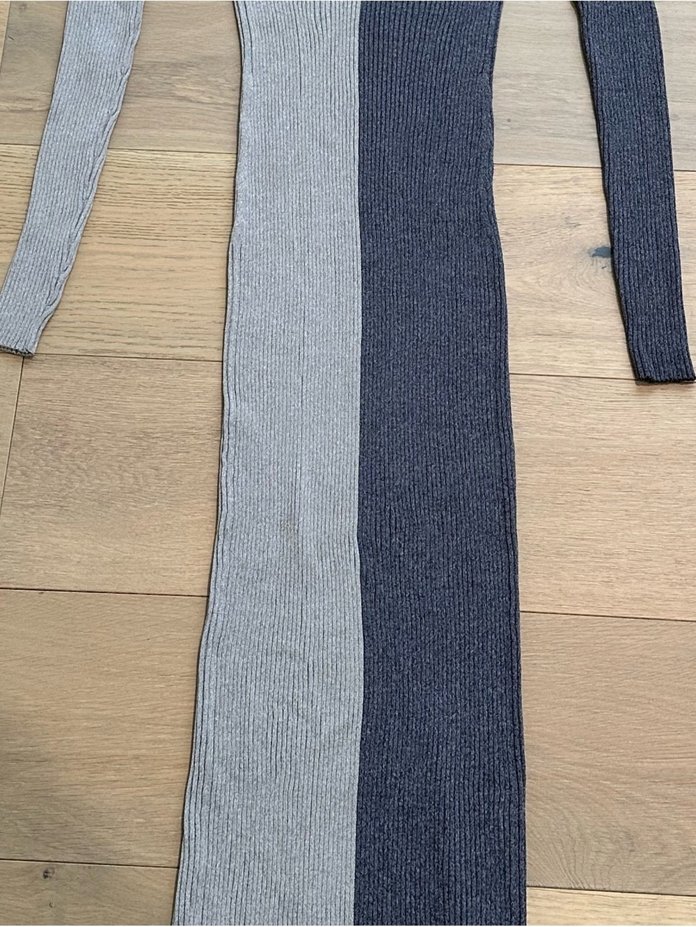 New STAUD Shoko Color Blocked
Cardigan Sweater Dress - Picture 10 of 14